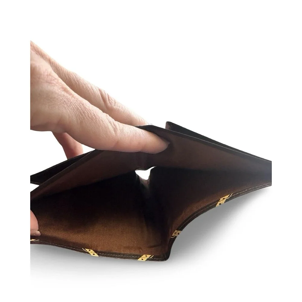 Longchamp Brown Logo Horse Print Bifold Card Coin Pouch Cash  Leather Wallet